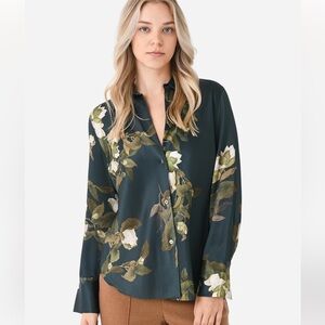 Vince Camelia Top - NWT!